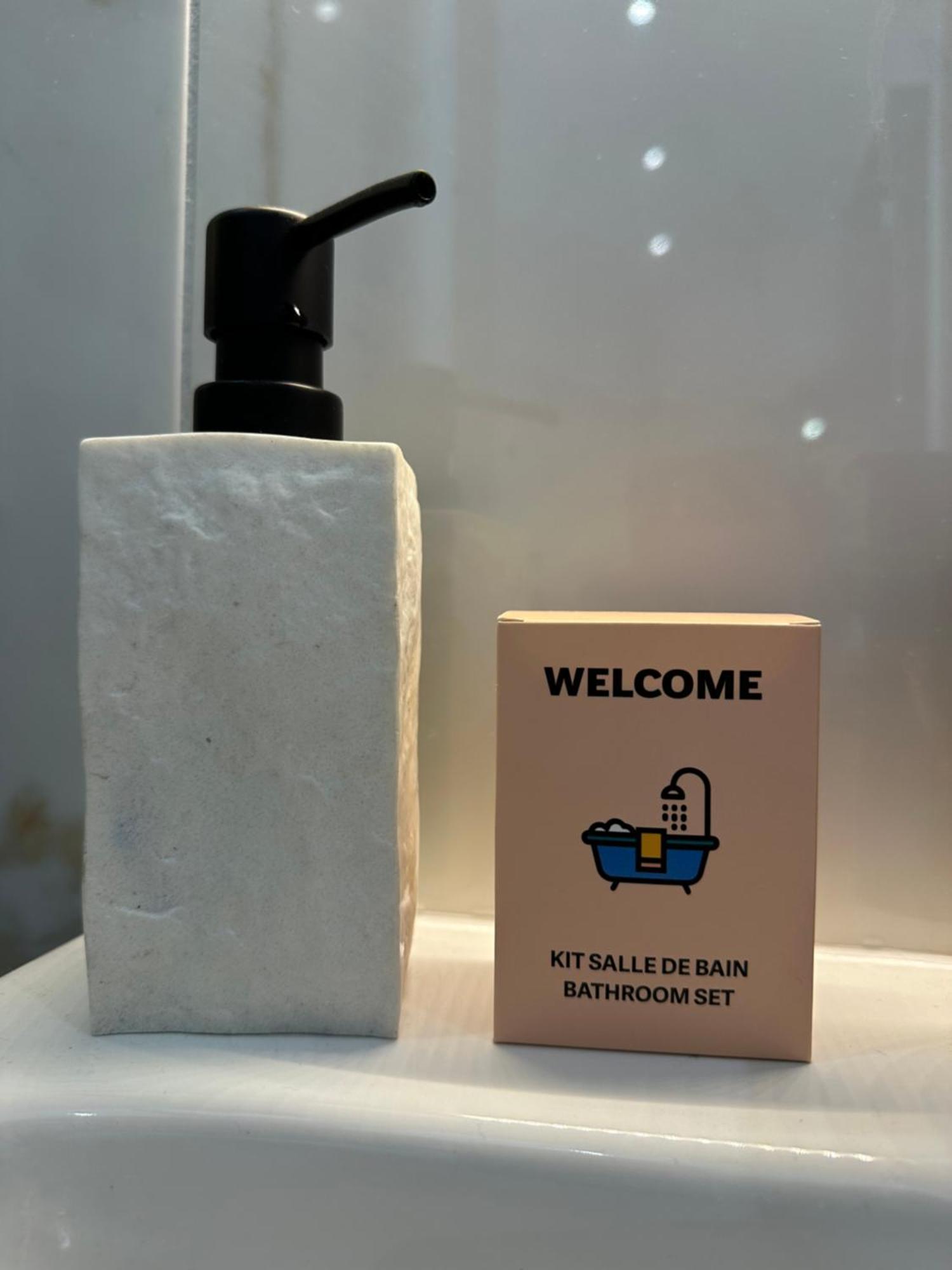 Appartement Calme Design Et Comfort オルレアン エクステリア 写真